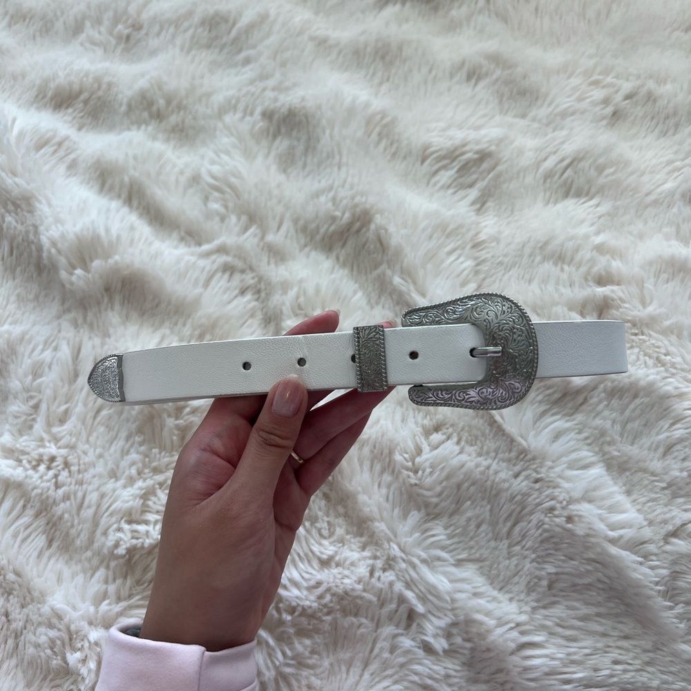 Elegant White Belt with Silver Buckle